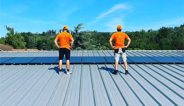 Installation de panneaux solaires