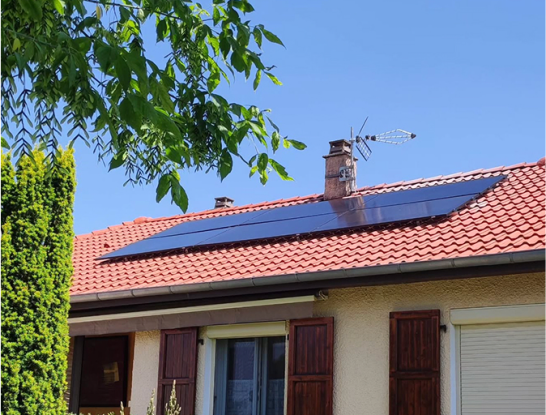 Vue d'ensemble de l'installation photovoltaïque de 3 kWc